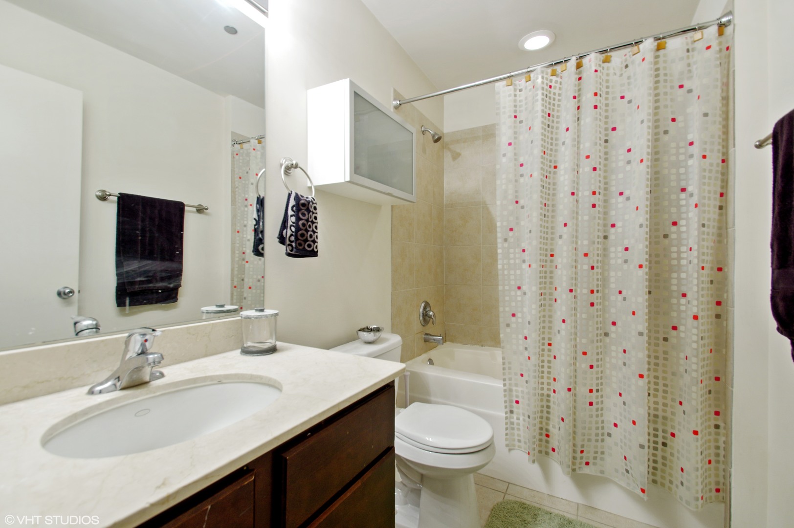 1122 W Catalpa Avenue #414, Chicago, IL 60640