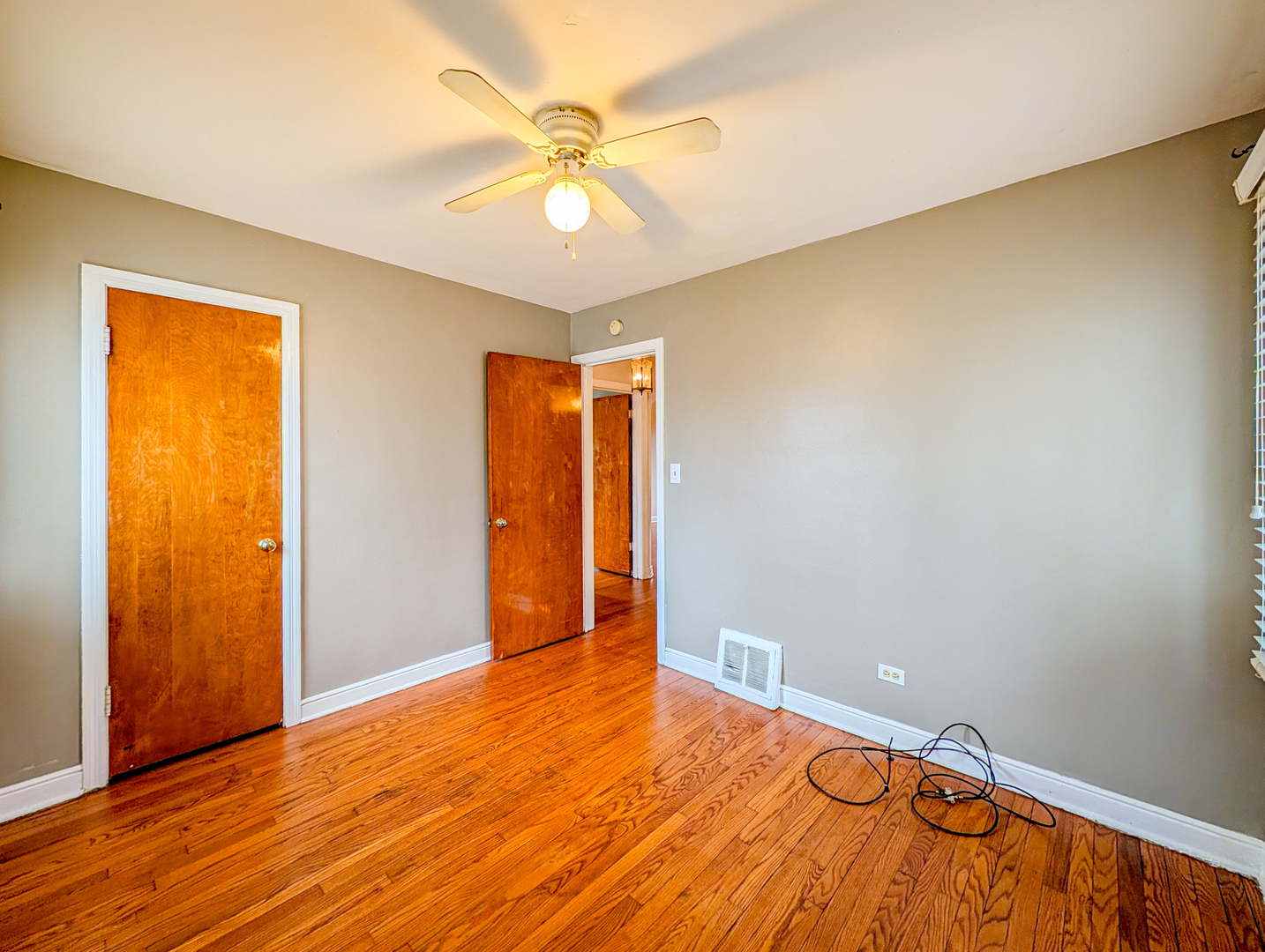 631 Balmoral Avenue, Westchester, IL 60154