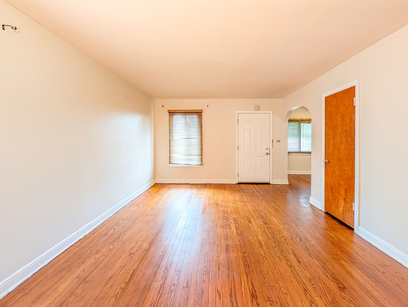 631 Balmoral Avenue, Westchester, IL 60154