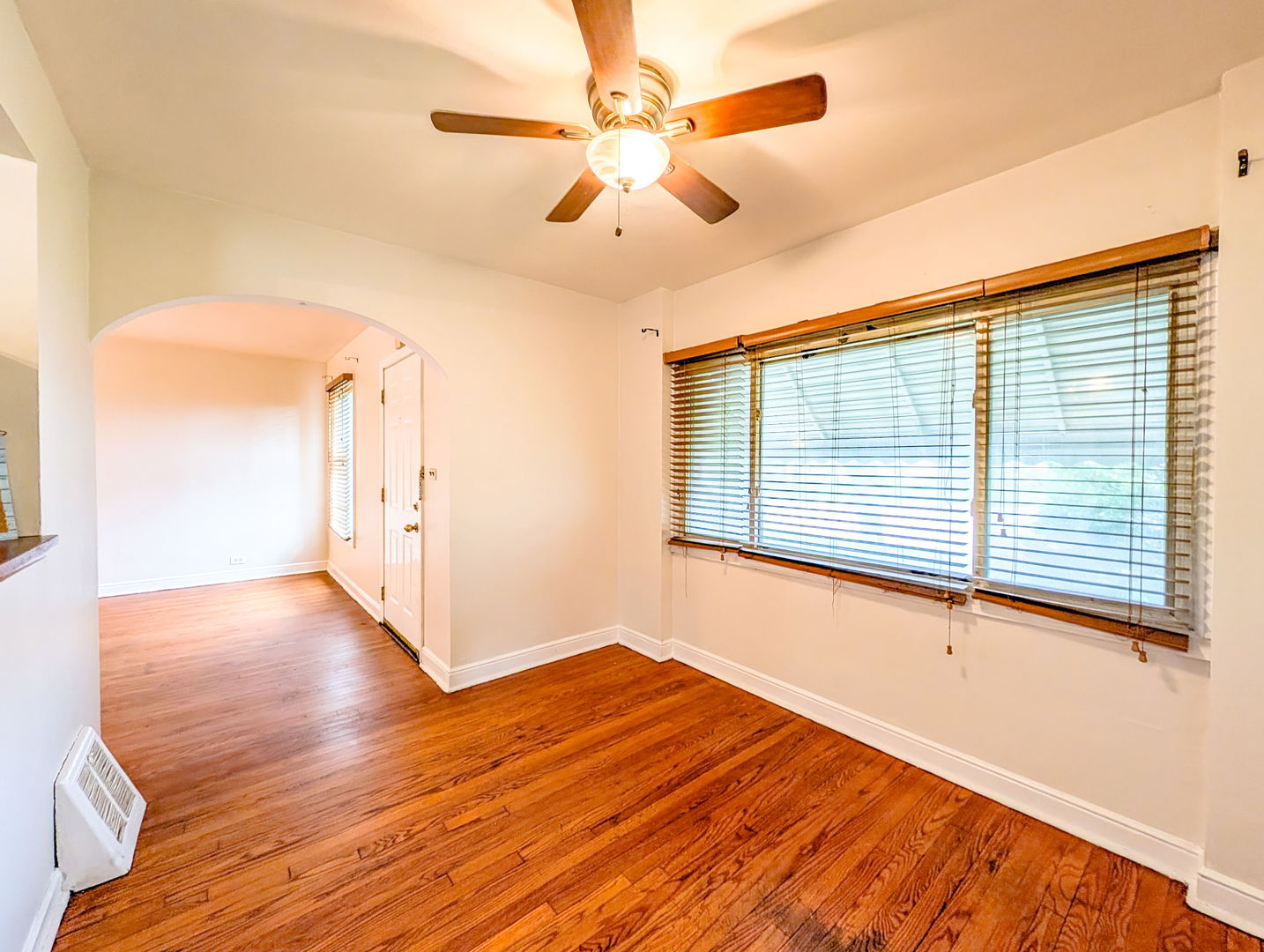 631 Balmoral Avenue, Westchester, IL 60154