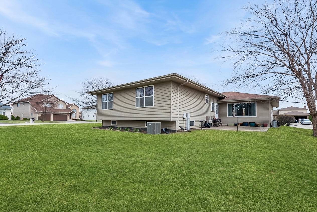 17900 Poplar Lane, Country Club Hills, IL 60478