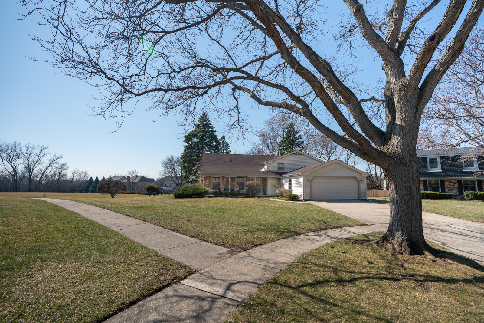 1123 Juniper Parkway, Libertyville, IL 60048