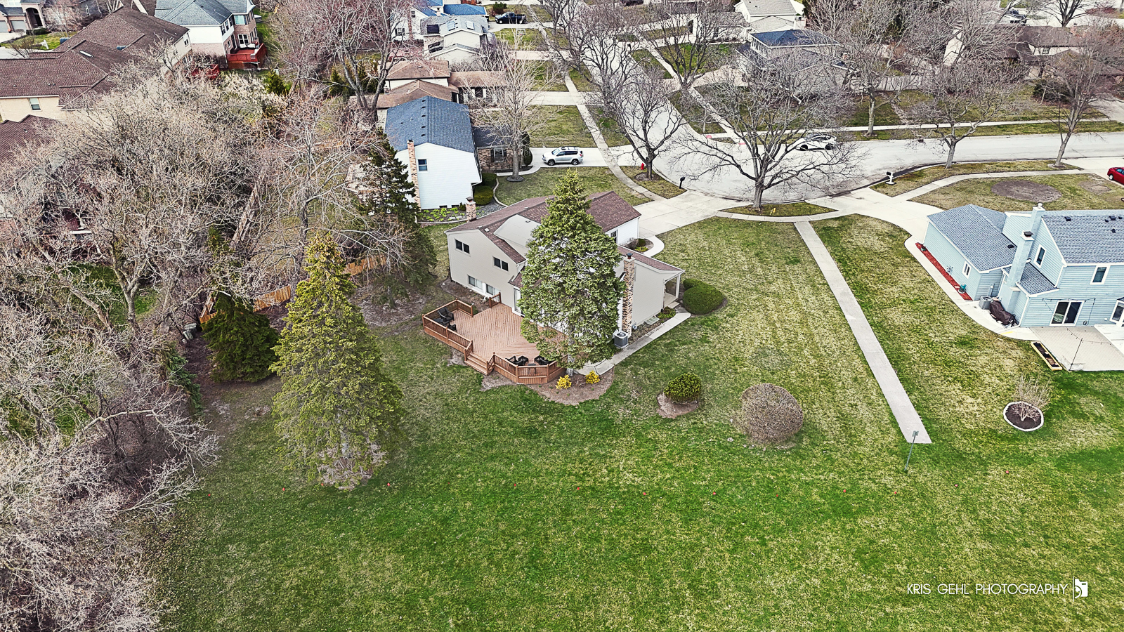 1123 Juniper Parkway, Libertyville, IL 60048