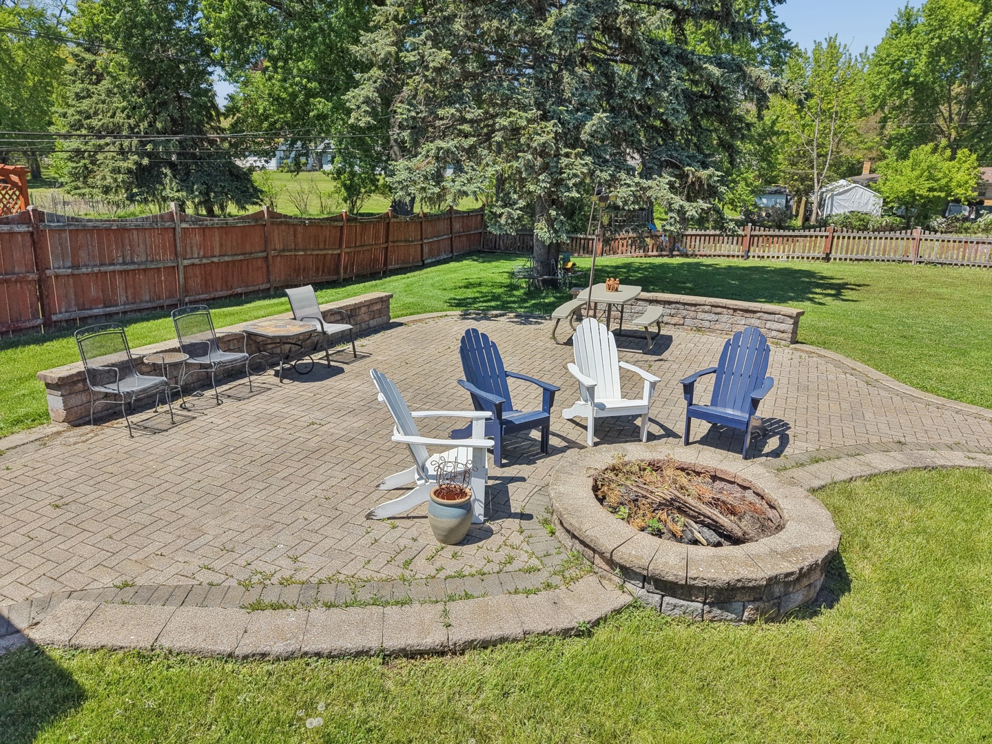 6911 State Park Road, Spring Grove, IL 60081