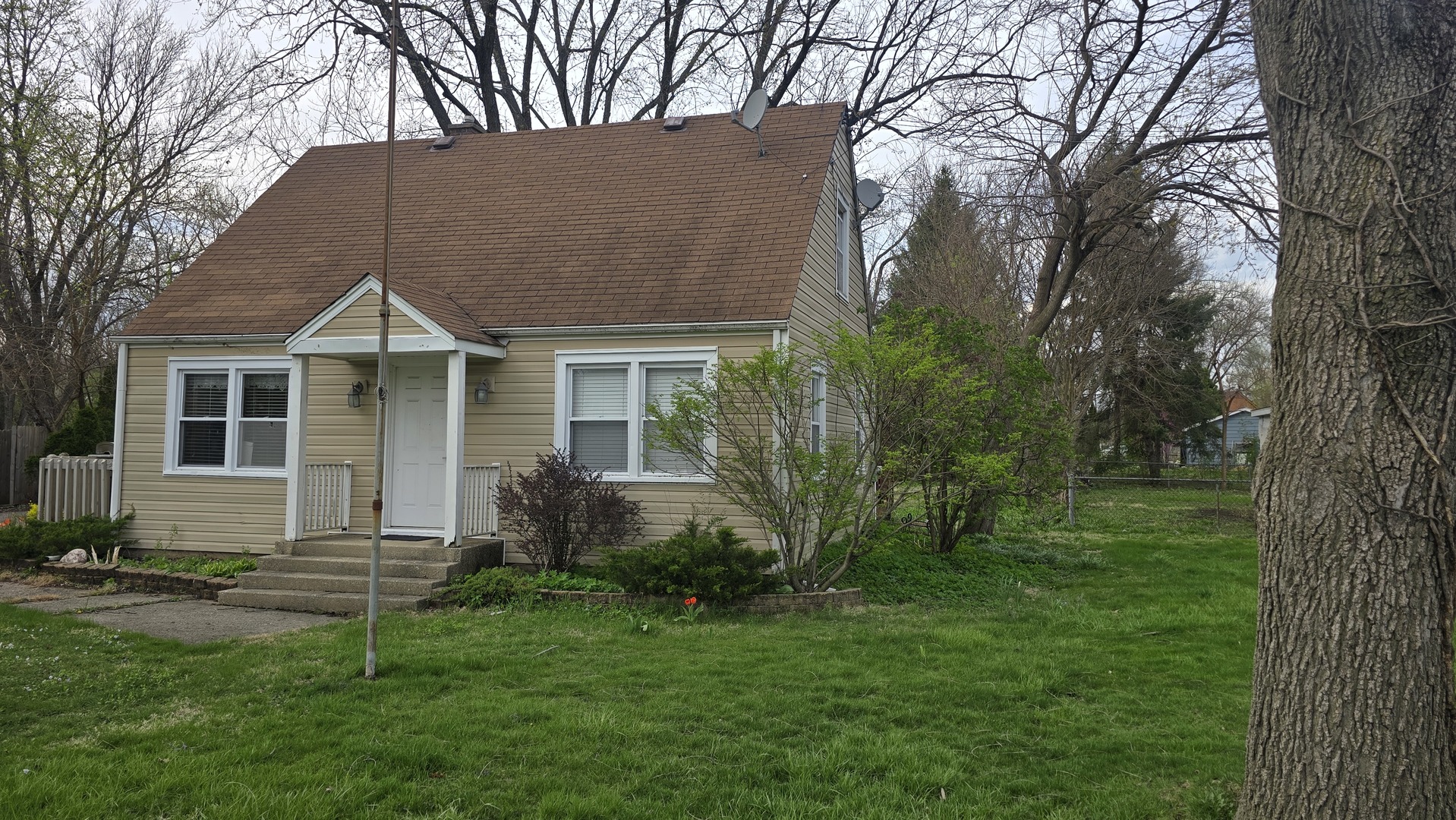 102 79th Street, Willowbrook, IL 60527