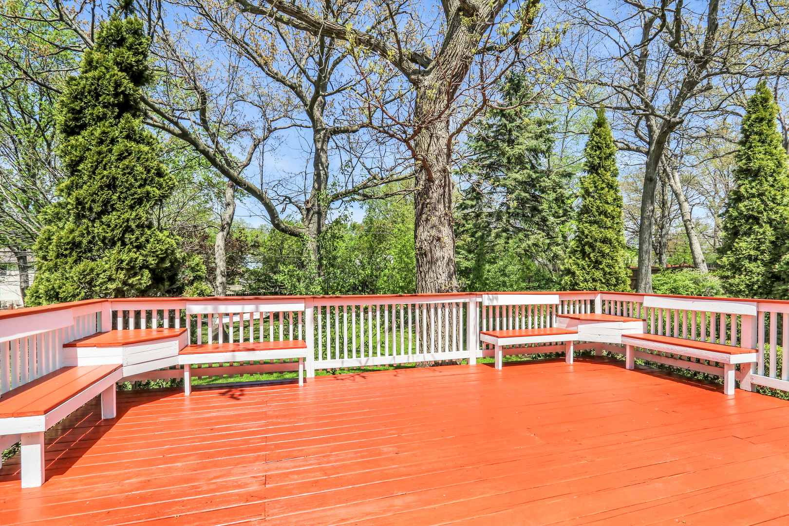 17976 W Big Oaks Road, Grayslake, IL 60030