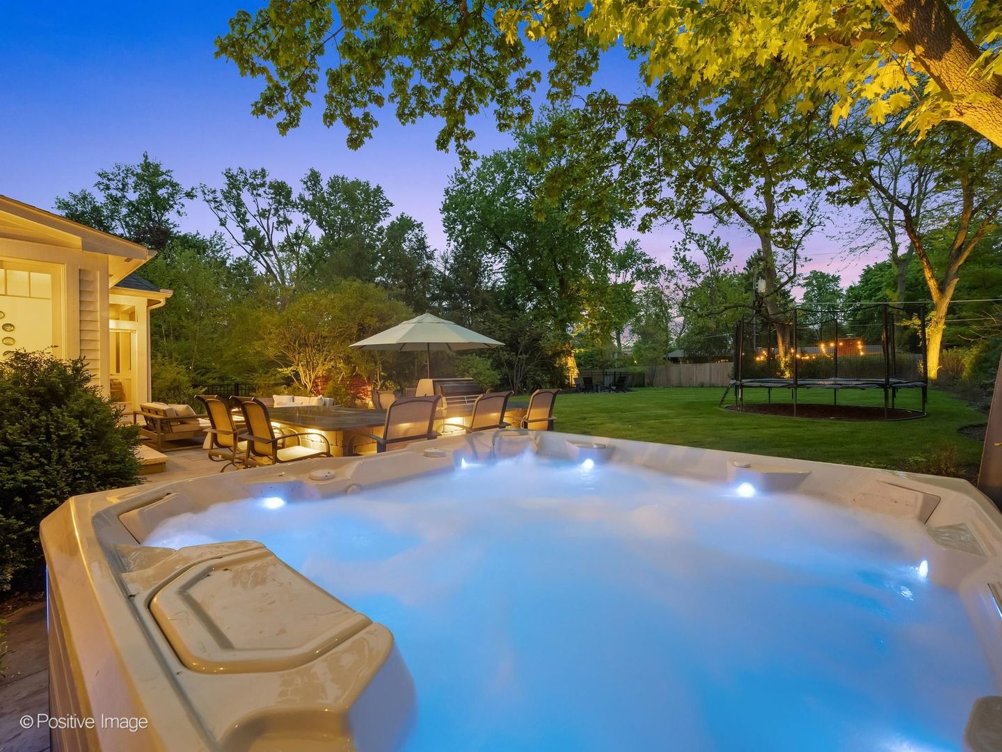 1303 N CROSS Street, Wheaton, IL 60187
