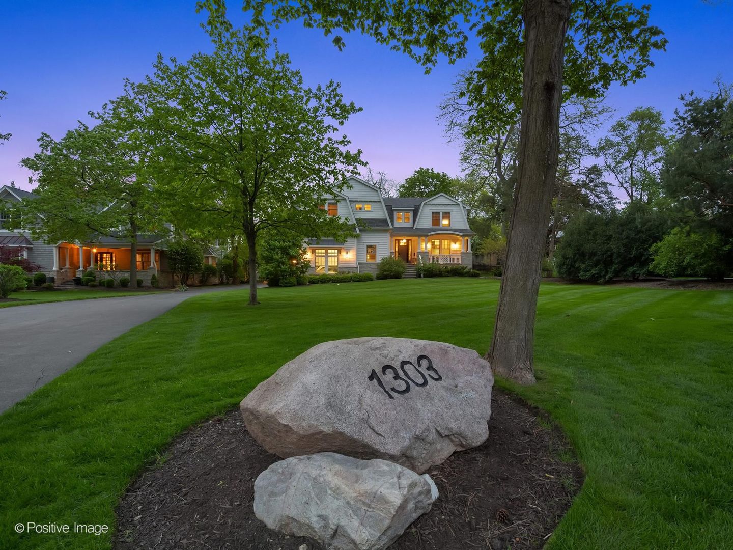 1303 N CROSS Street, Wheaton, IL 60187