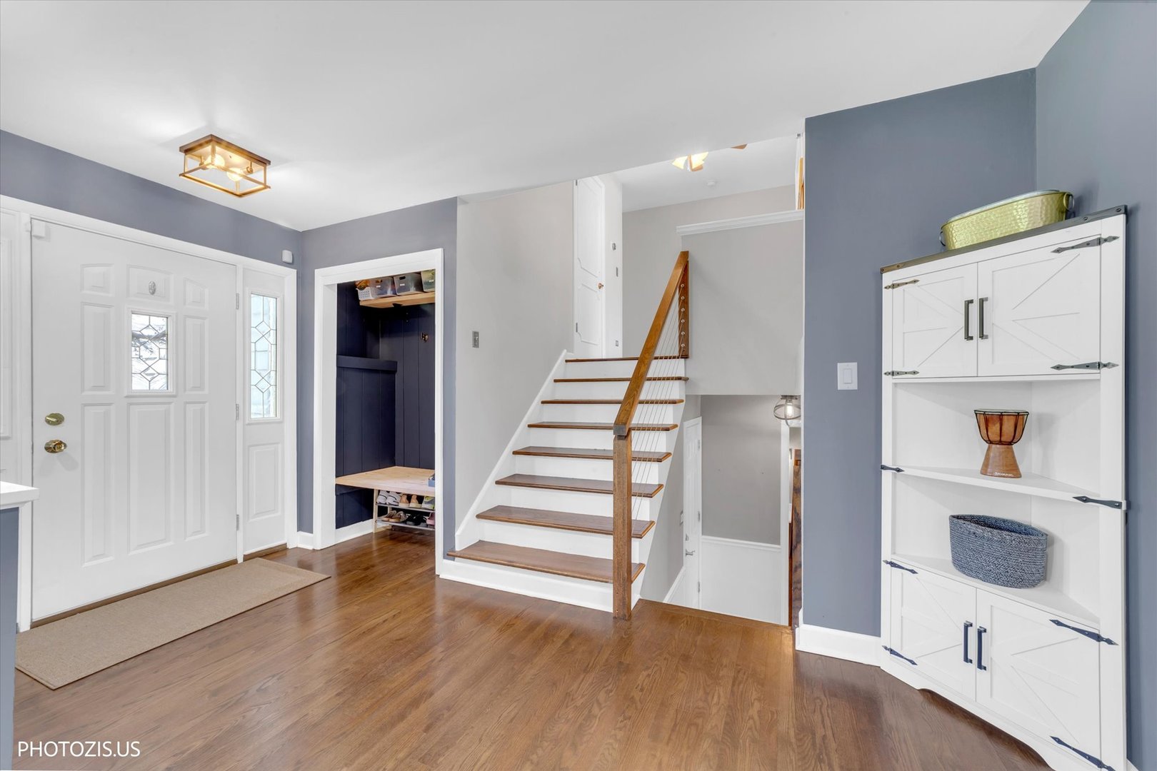 3270 Middlesax Drive, Long Grove, IL 60047