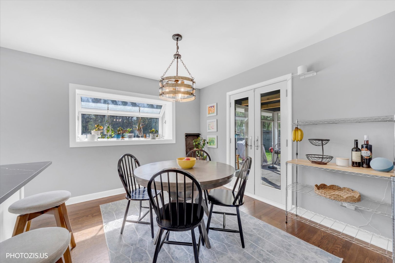 3270 Middlesax Drive, Long Grove, IL 60047