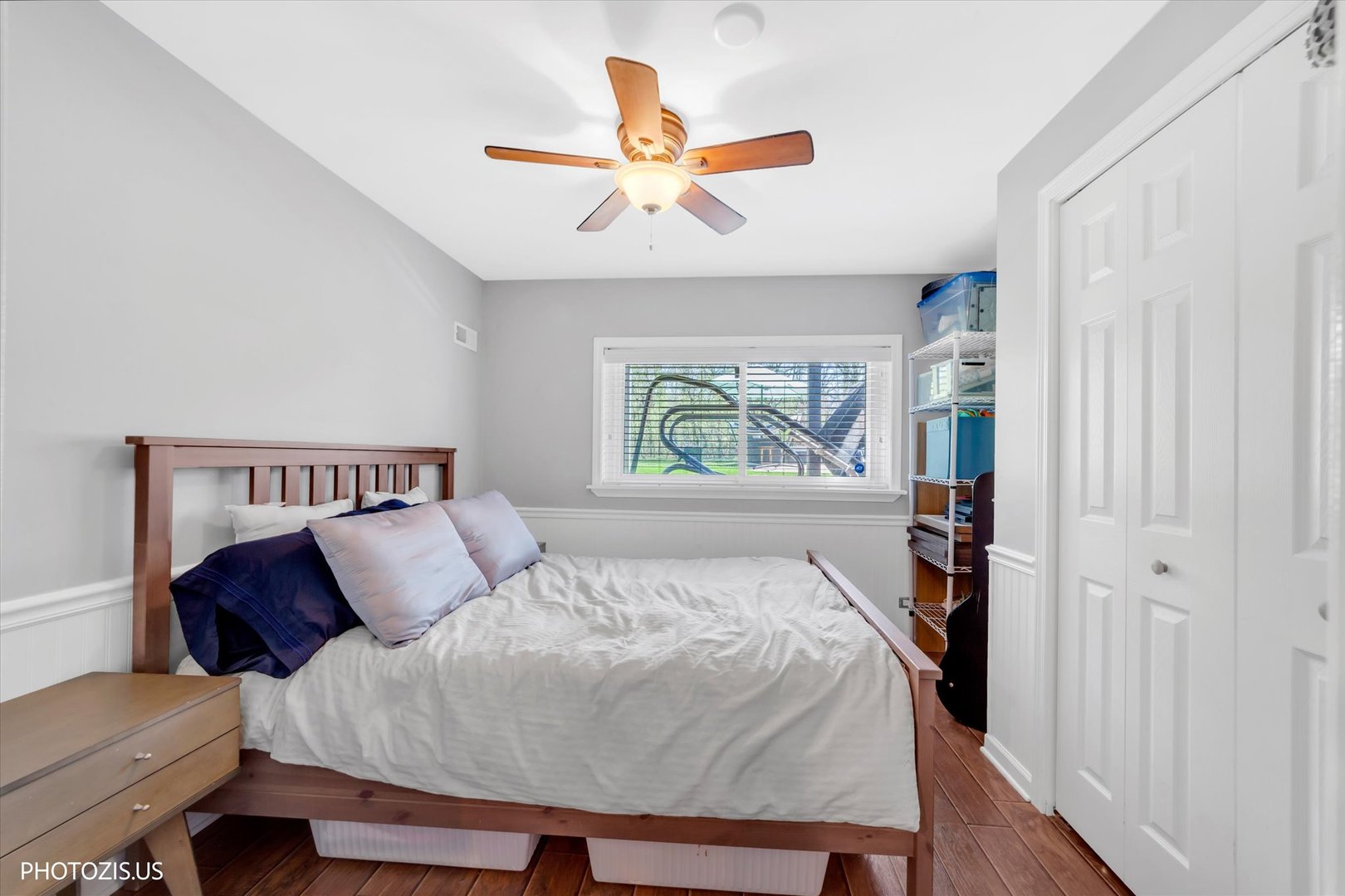 3270 Middlesax Drive, Long Grove, IL 60047