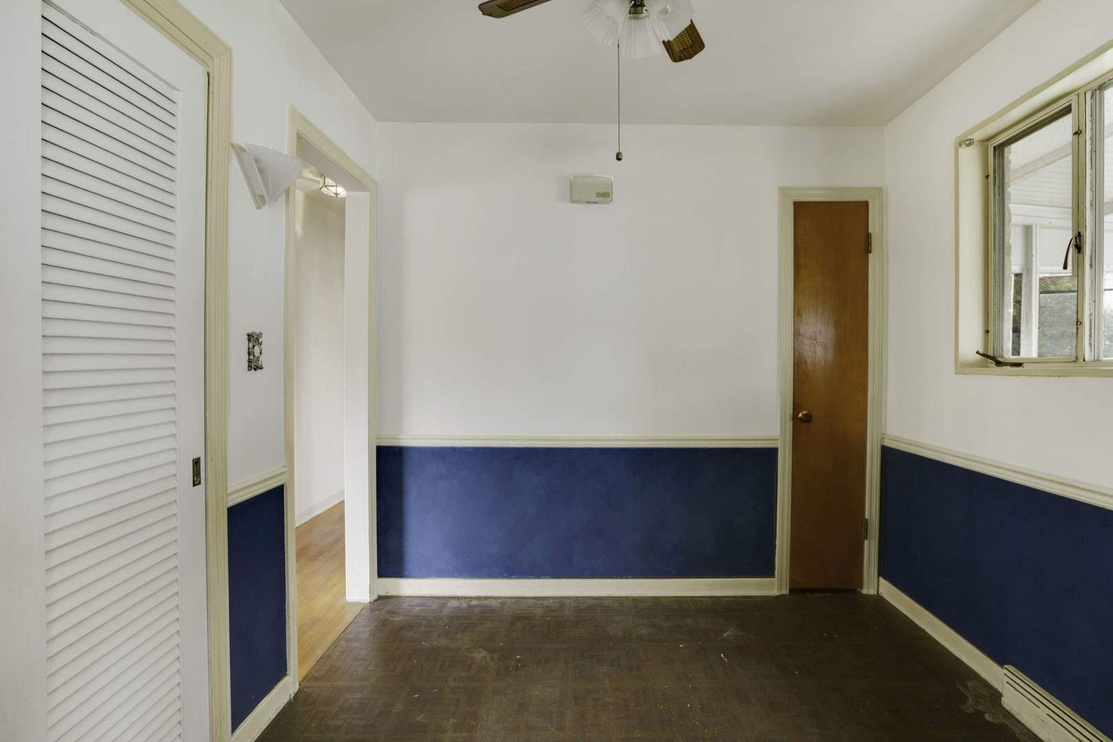 413 N Highland Avenue, Elmhurst, IL 60126