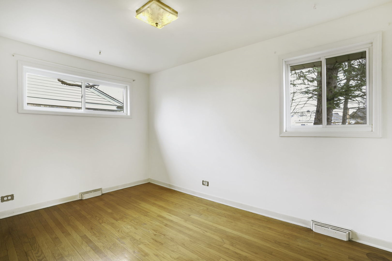 413 N Highland Avenue, Elmhurst, IL 60126