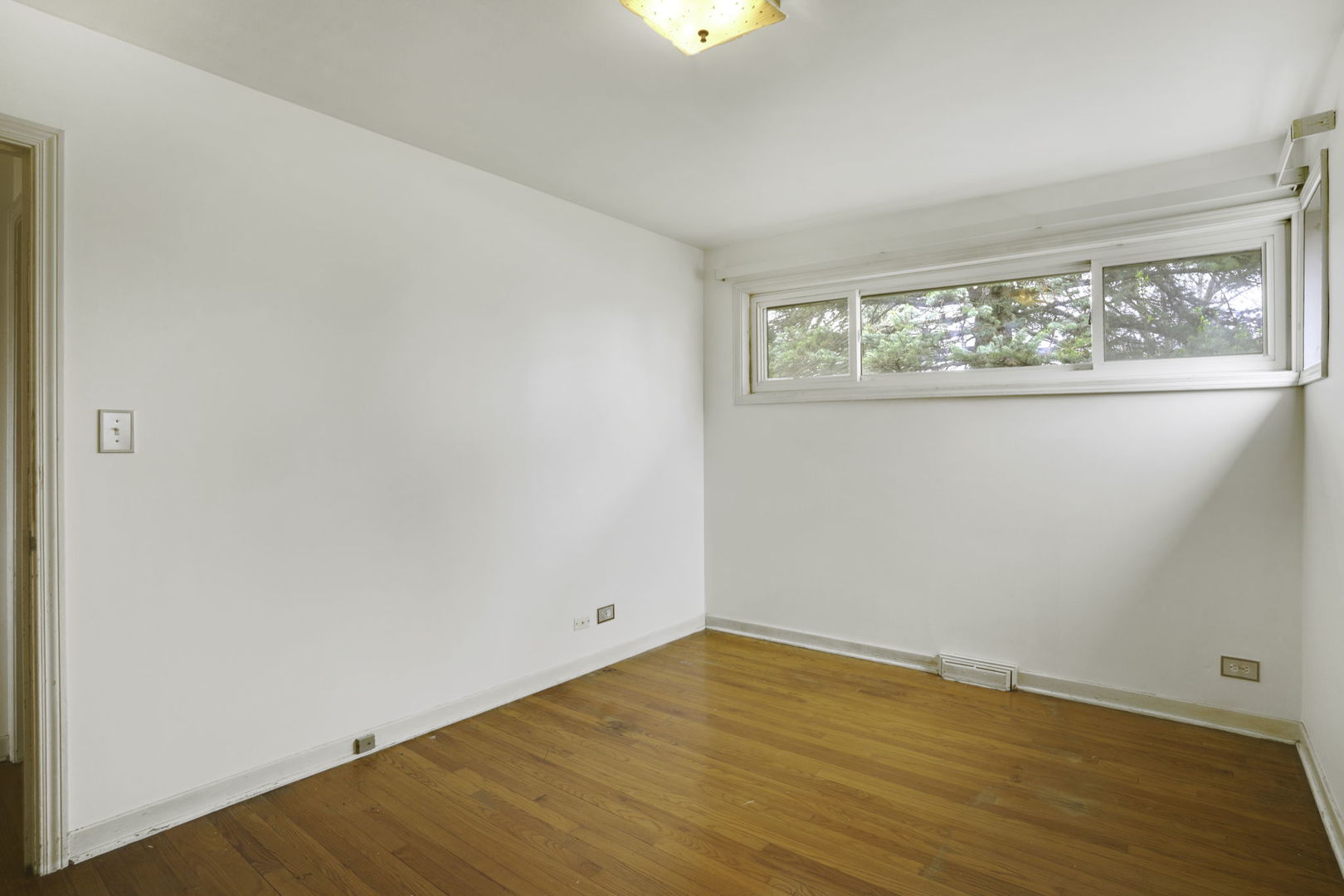 413 N Highland Avenue, Elmhurst, IL 60126