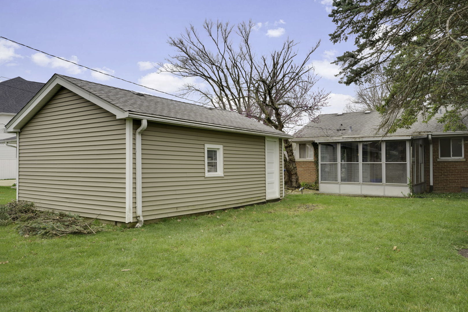 413 N Highland Avenue, Elmhurst, IL 60126