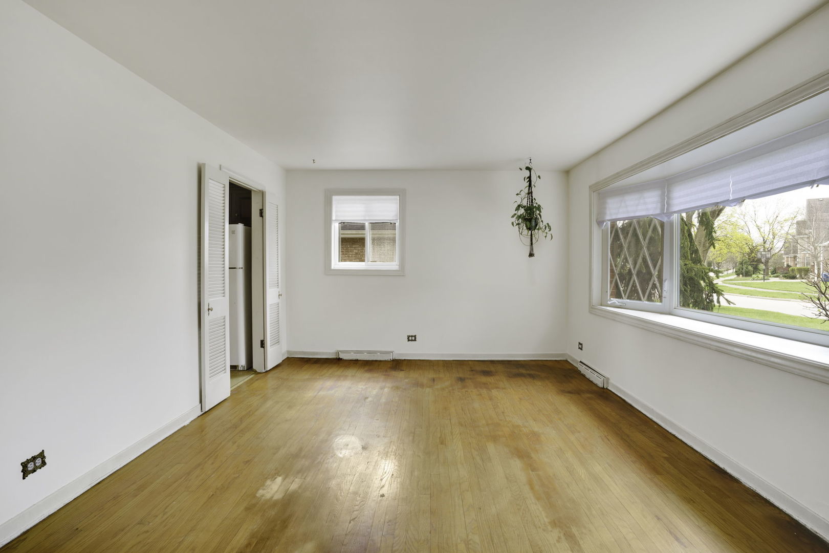 413 N Highland Avenue, Elmhurst, IL 60126