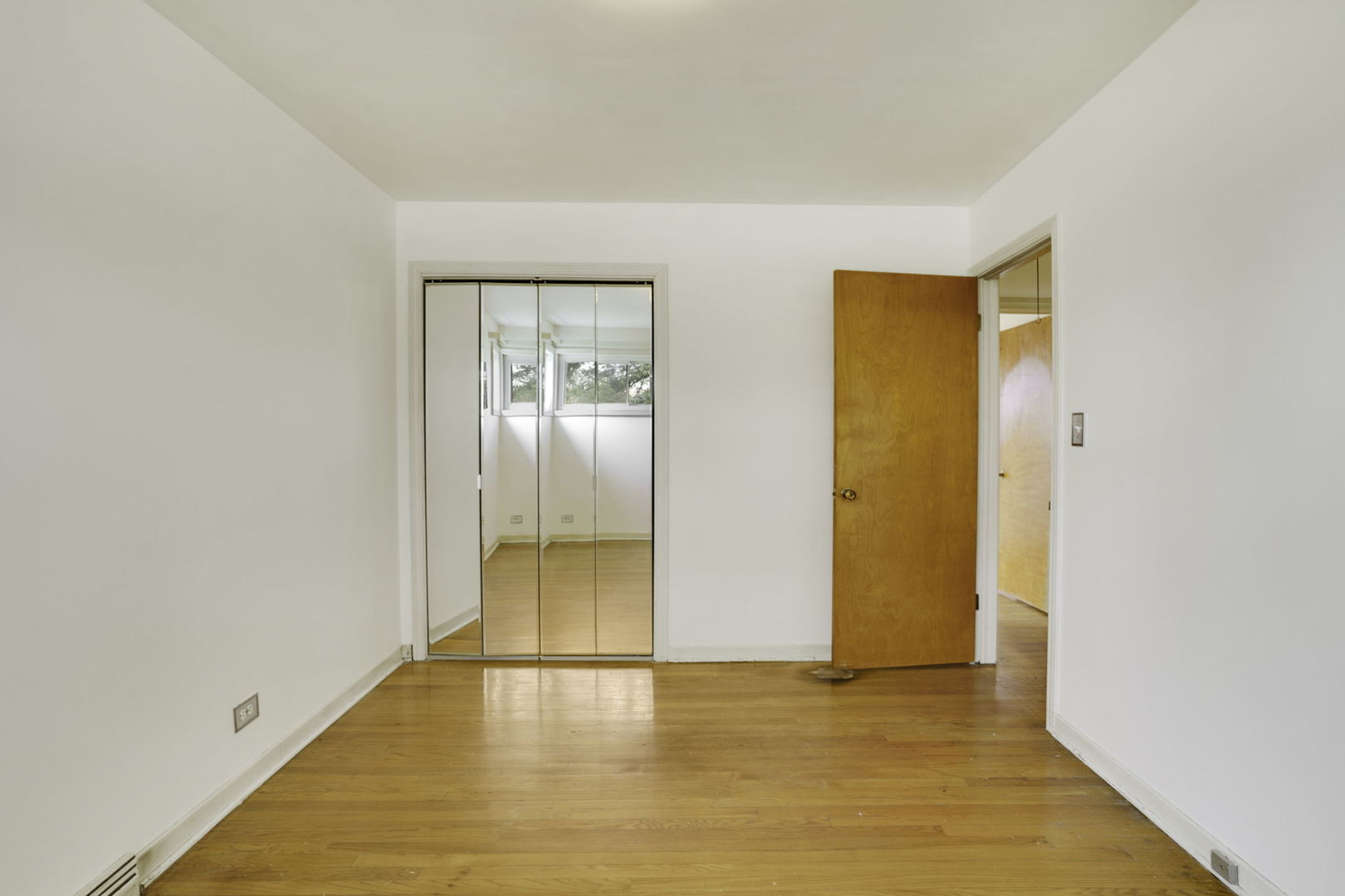 413 N Highland Avenue, Elmhurst, IL 60126