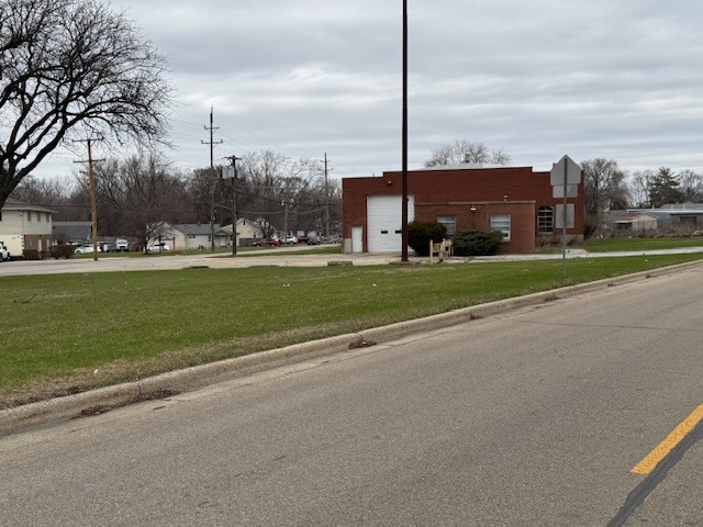 1071 Oliver Avenue, Montgomery, IL 60538