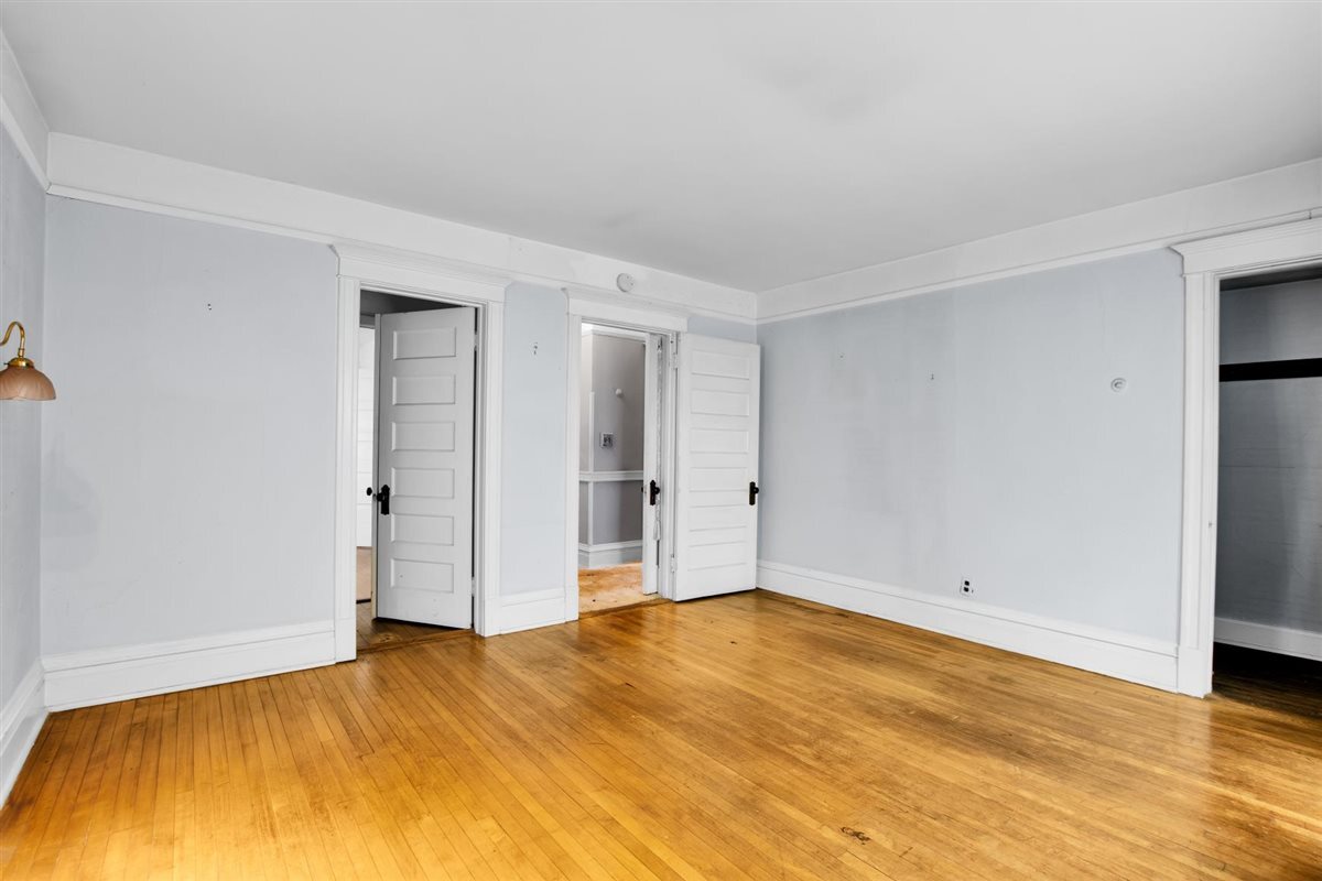 2244 N Maplewood Avenue, Chicago, IL 60647