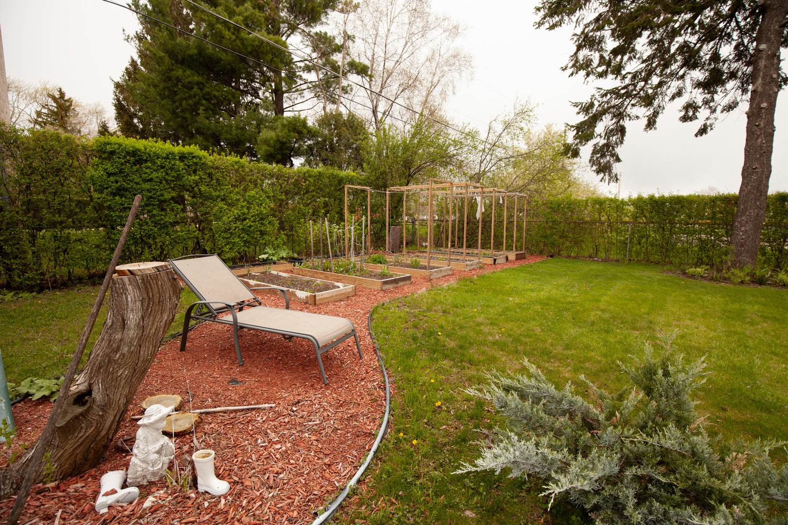 813 Parkside Court, Streamwood, IL 60107