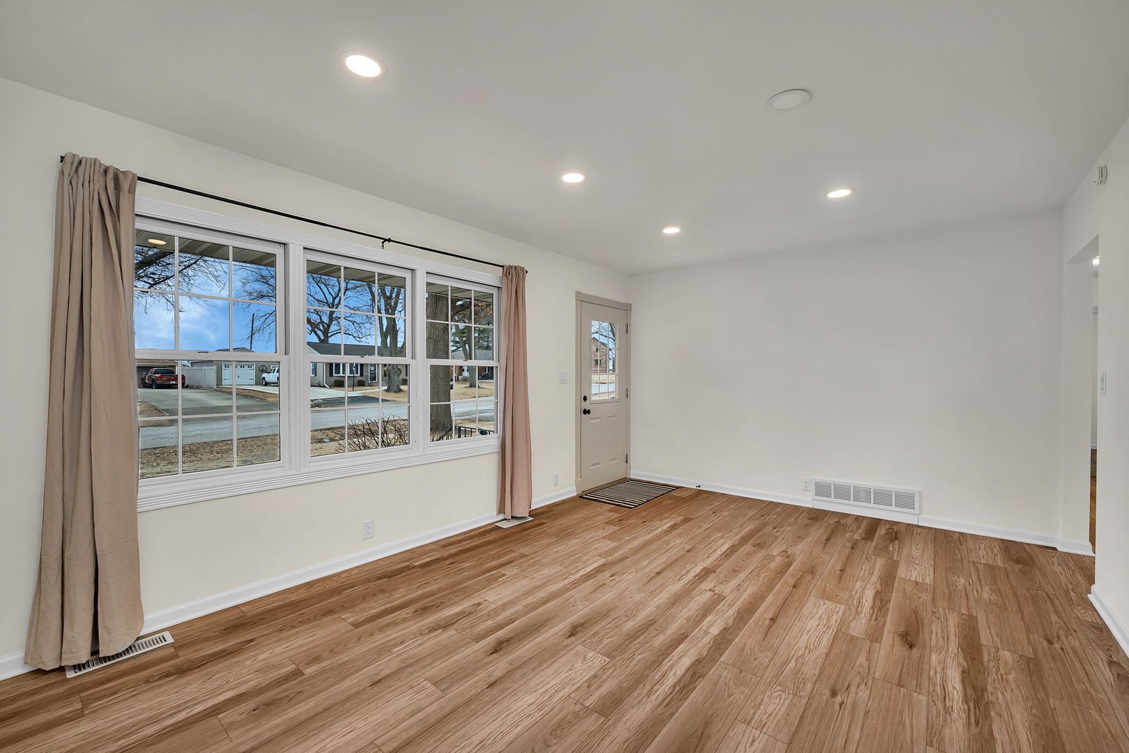 917 Parks Lane, Ottawa, IL 61350