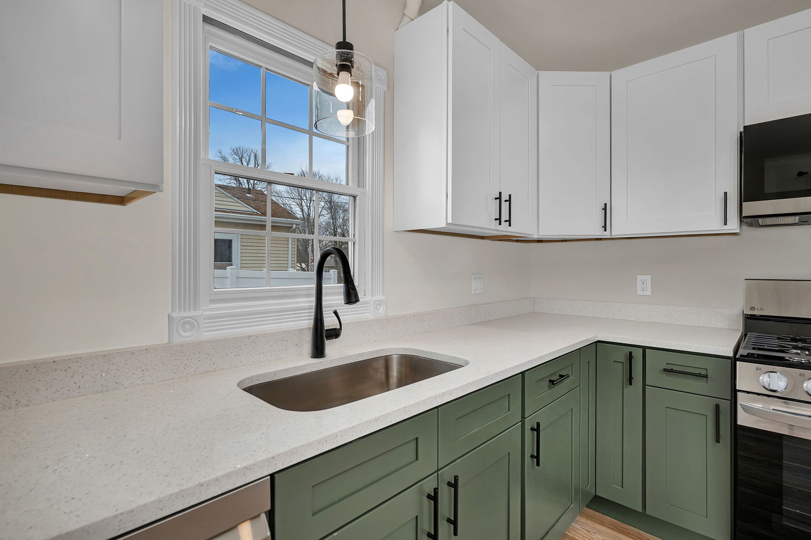 917 Parks Lane, Ottawa, IL 61350