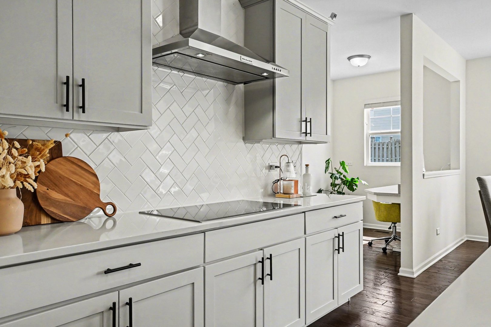 2515 LEANDER Court, Woodridge, IL 60517