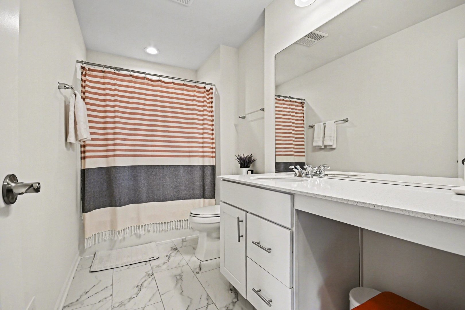 2515 LEANDER Court, Woodridge, IL 60517