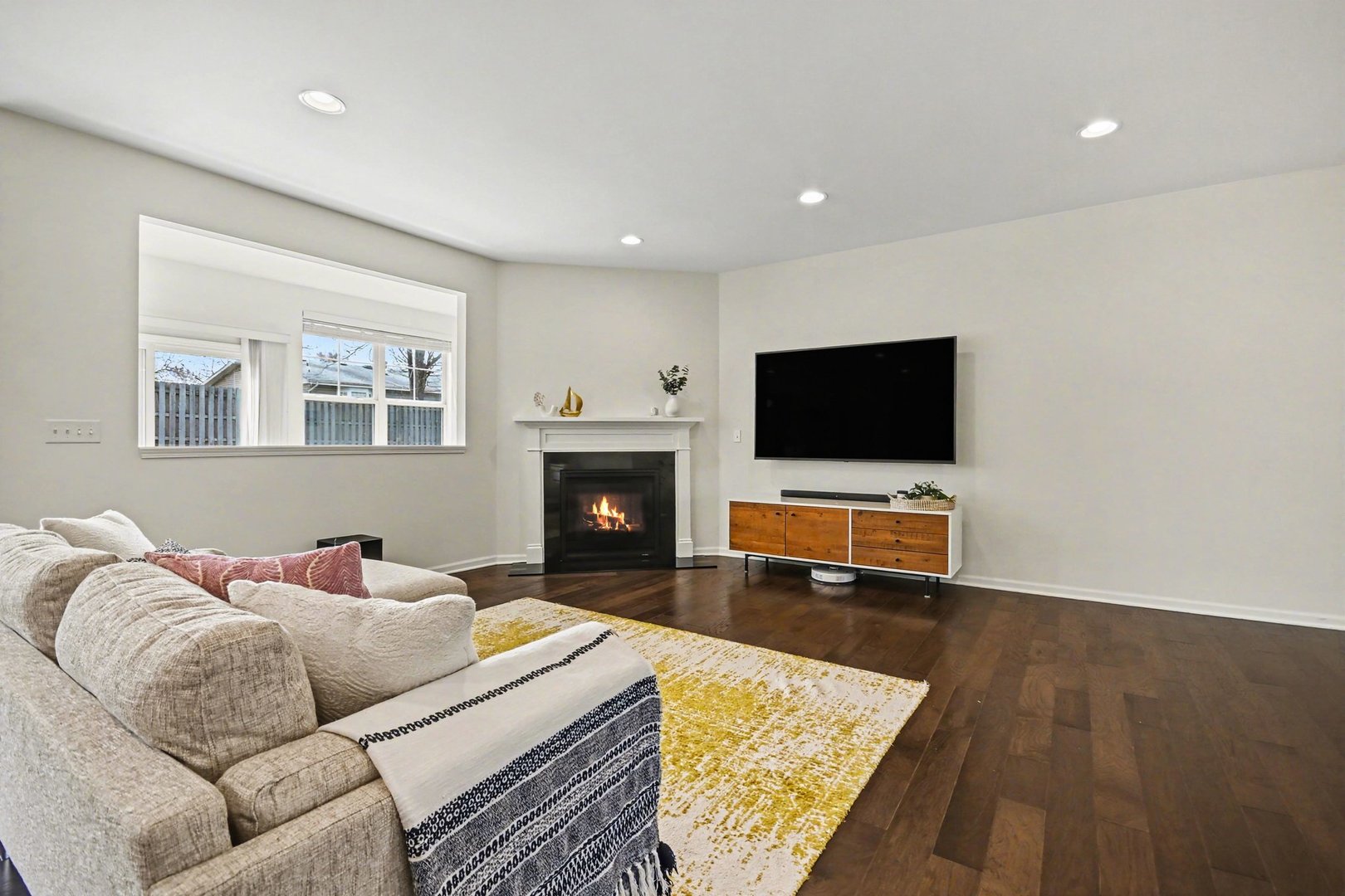 2515 LEANDER Court, Woodridge, IL 60517