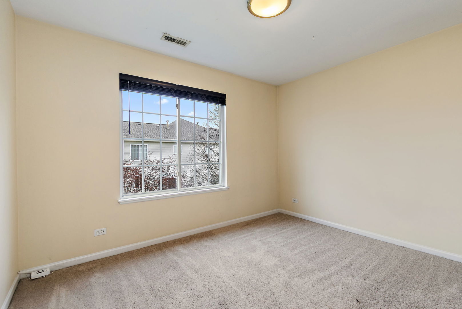 253 Evergreen Circle, Gilberts, IL 60136