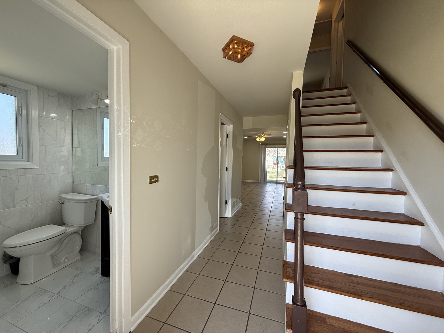 1874 WINDWARD Lane, Hanover Park, IL 60133