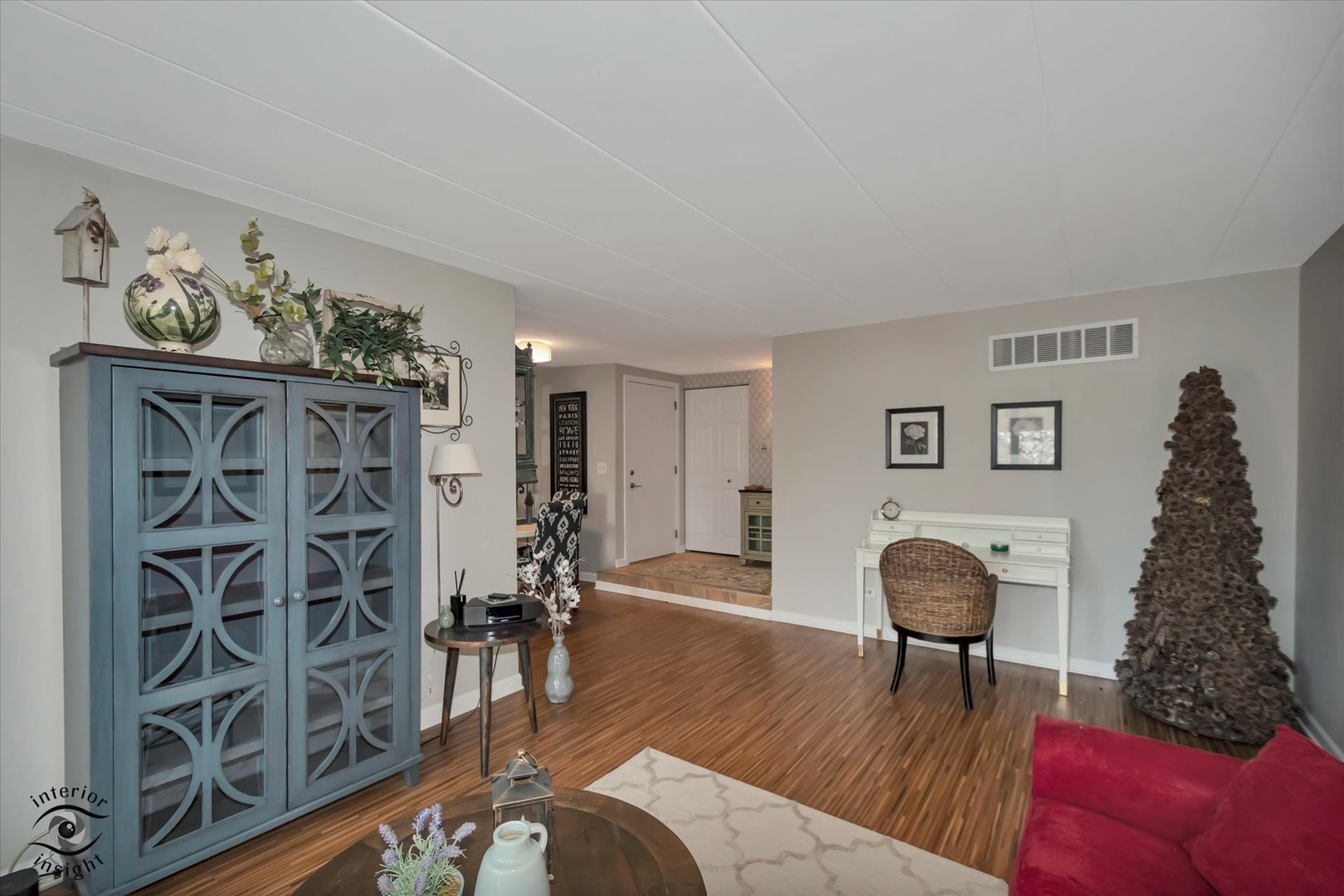 13240 W Circle Drive Parkway #307, Crestwood, IL 60418