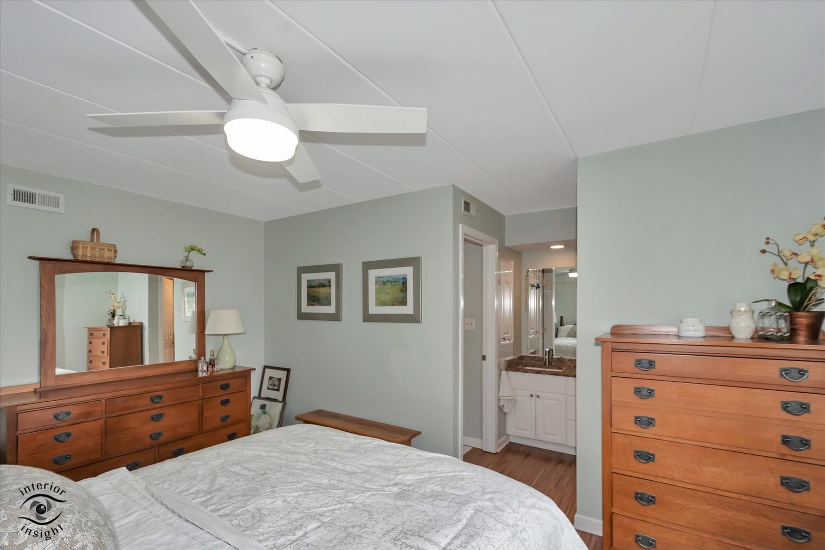 13240 W Circle Drive Parkway #307, Crestwood, IL 60418