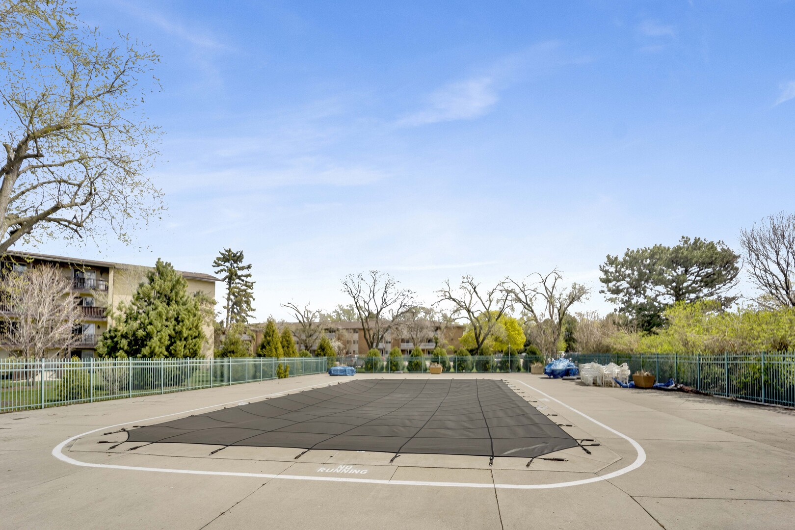 650 Murray Lane #203, Des Plaines, IL 60016