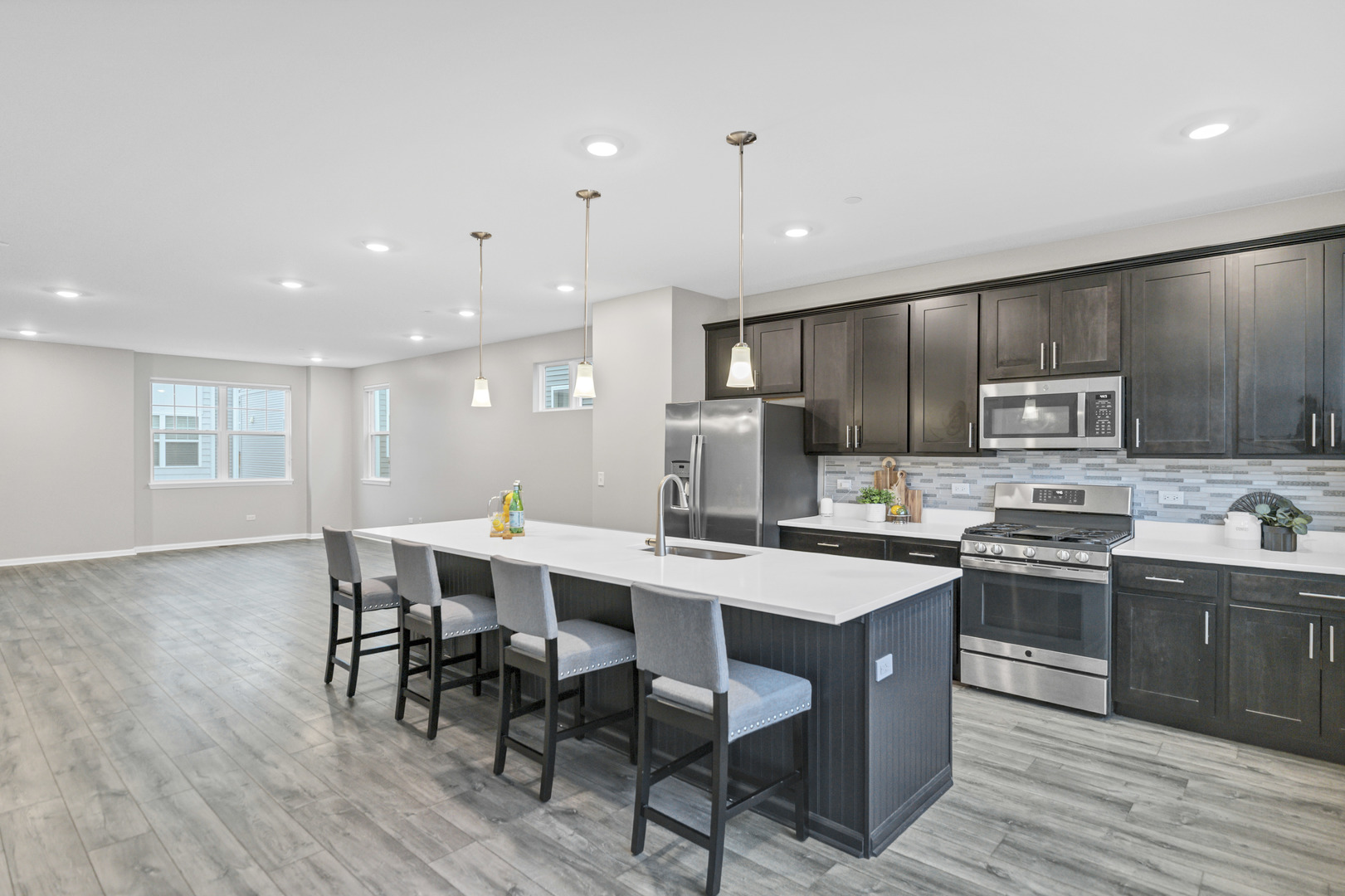 3306 Trillium Circle #3001, Rolling Meadows, IL 60008