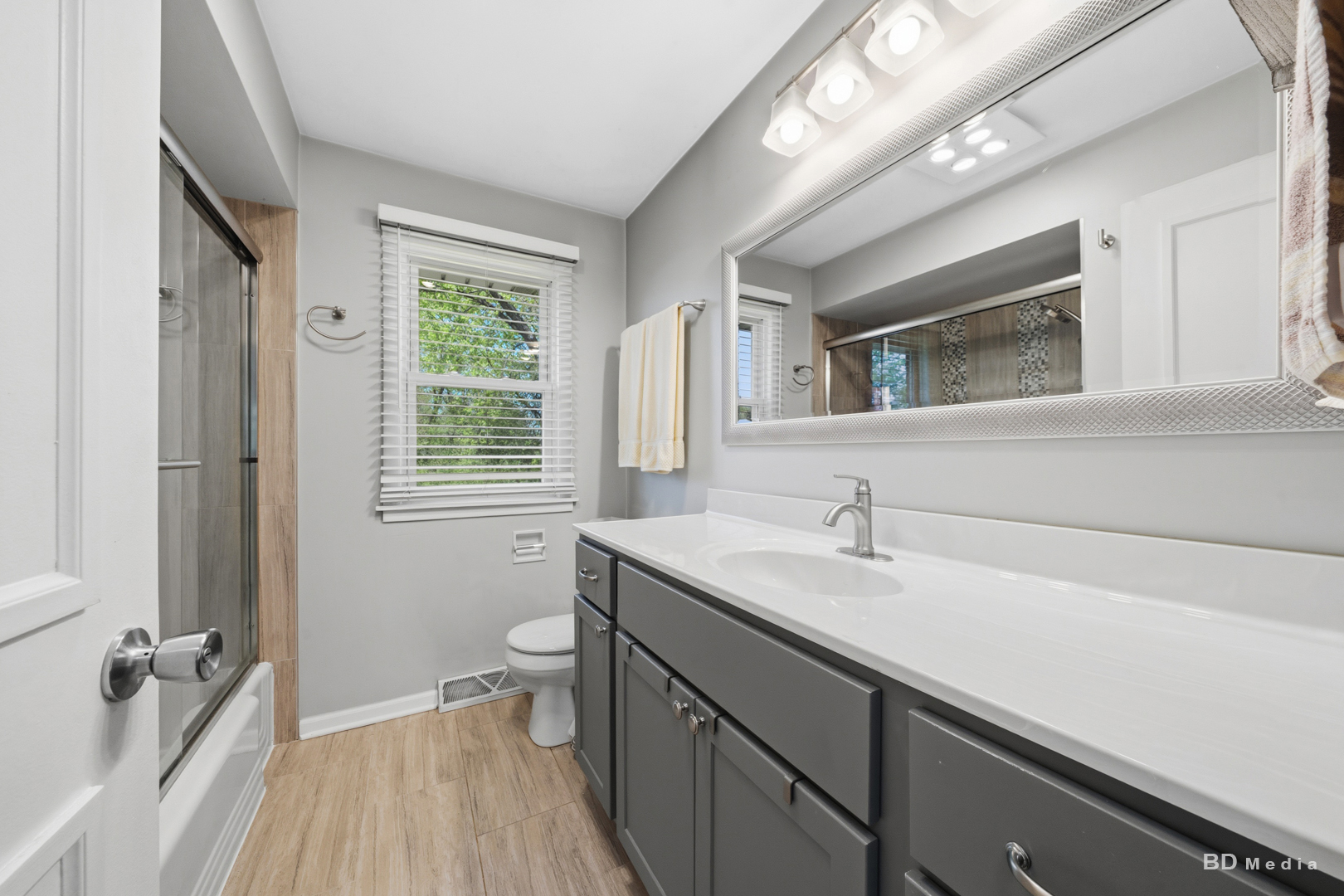 6910 W 179th Street, Tinley Park, IL 60477