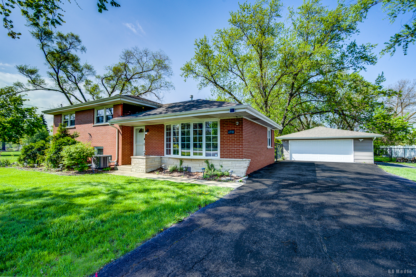 6910 W 179th Street, Tinley Park, IL 60477