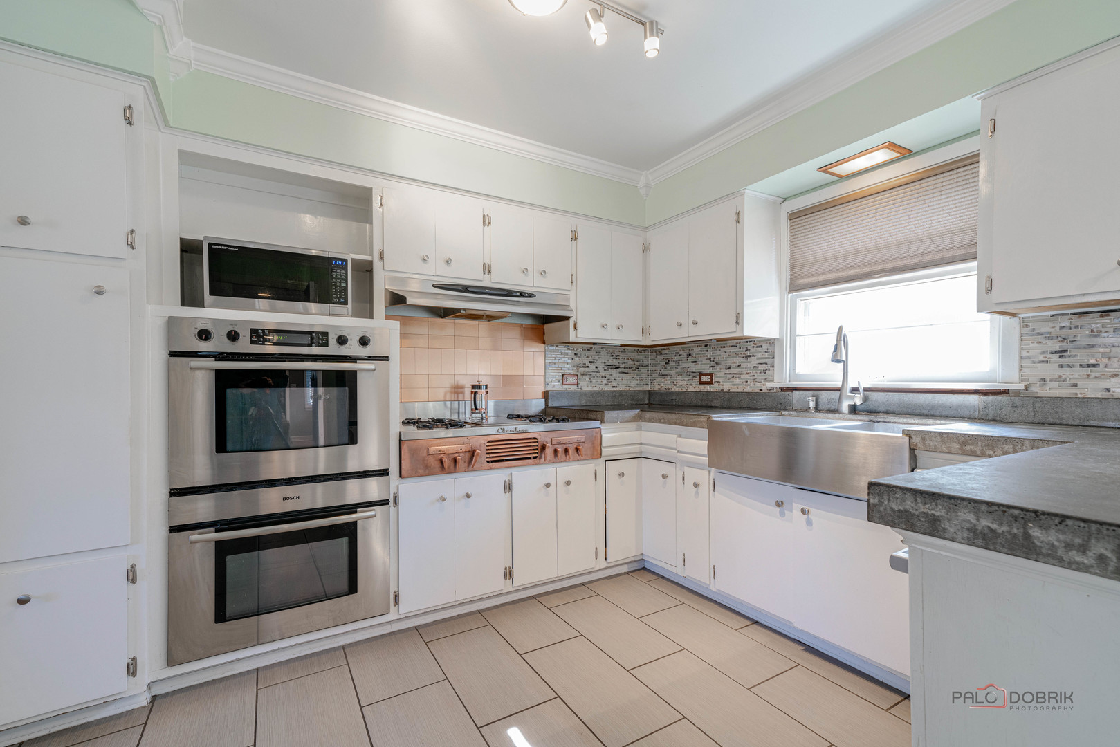 34049 N Hickory Avenue, Grayslake, IL 60030