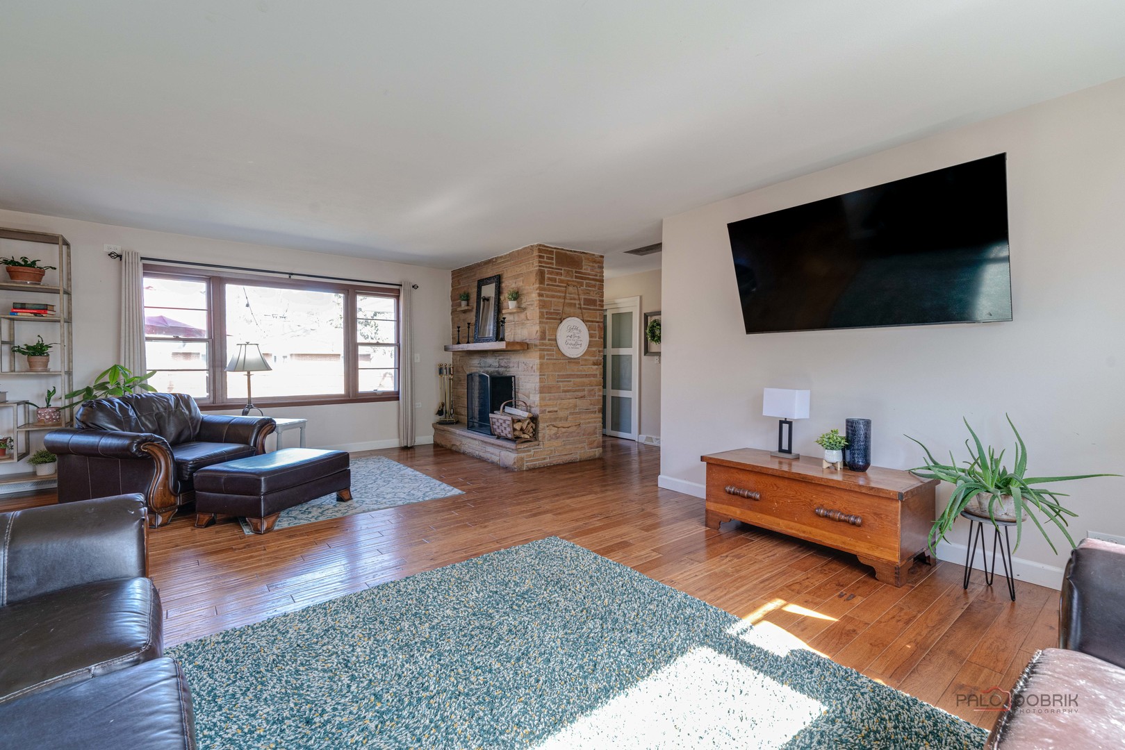 34049 N Hickory Avenue, Grayslake, IL 60030