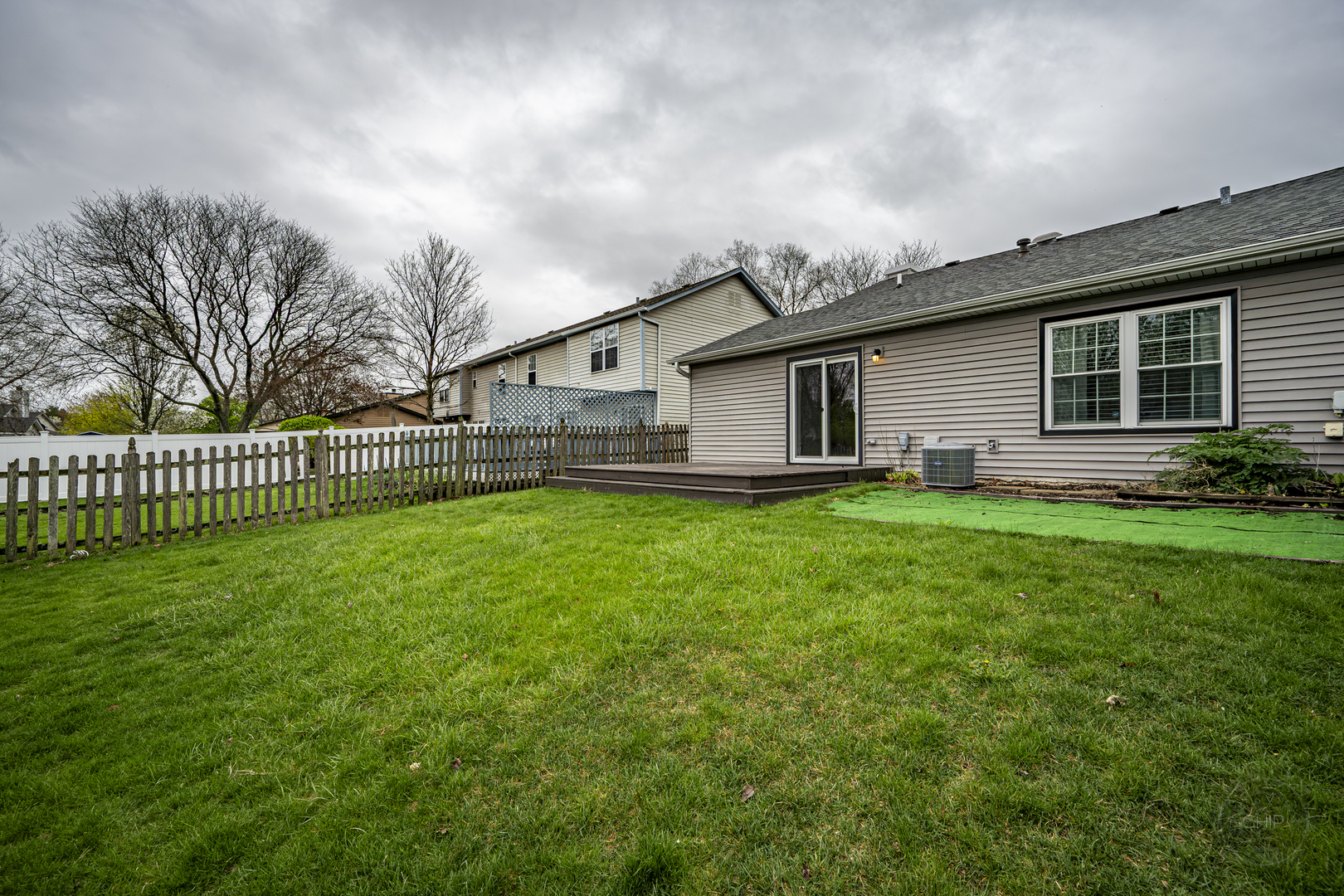 1736 Ranchview Drive, Naperville, IL 60565