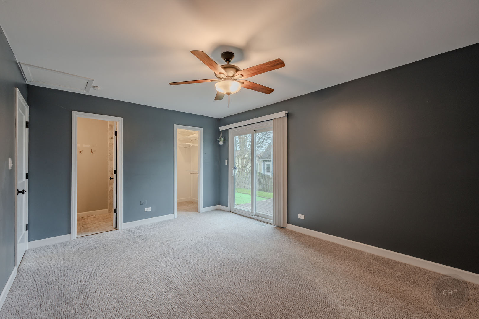 1736 Ranchview Drive, Naperville, IL 60565