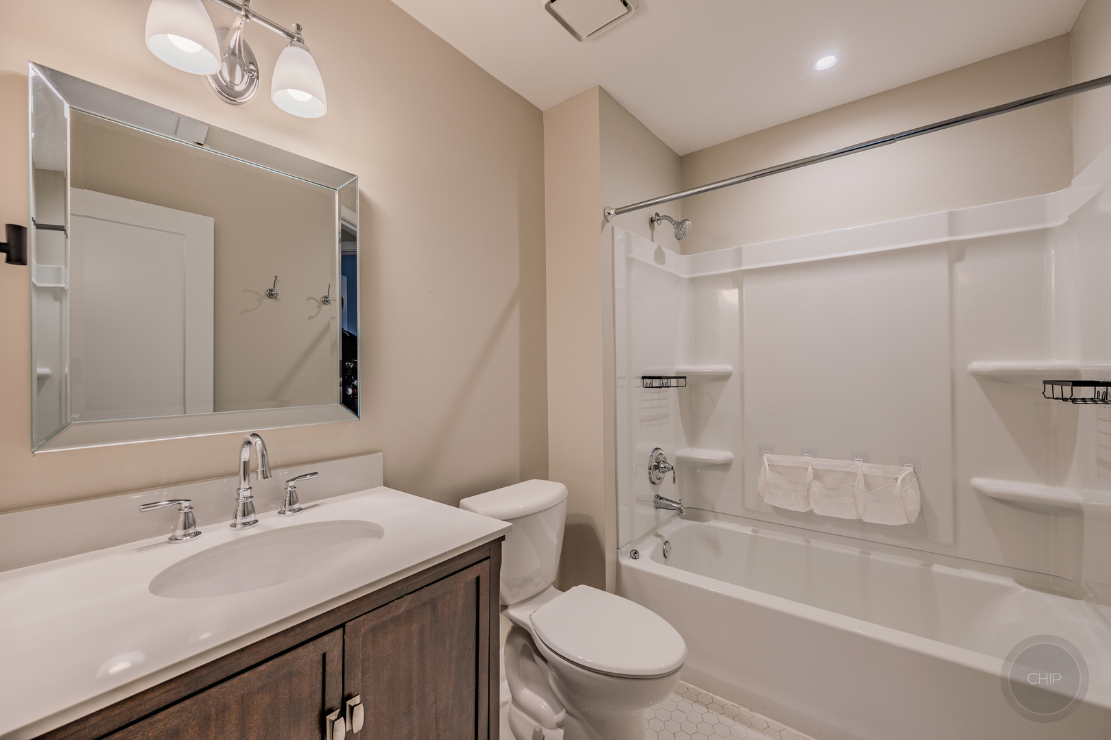 1736 Ranchview Drive, Naperville, IL 60565