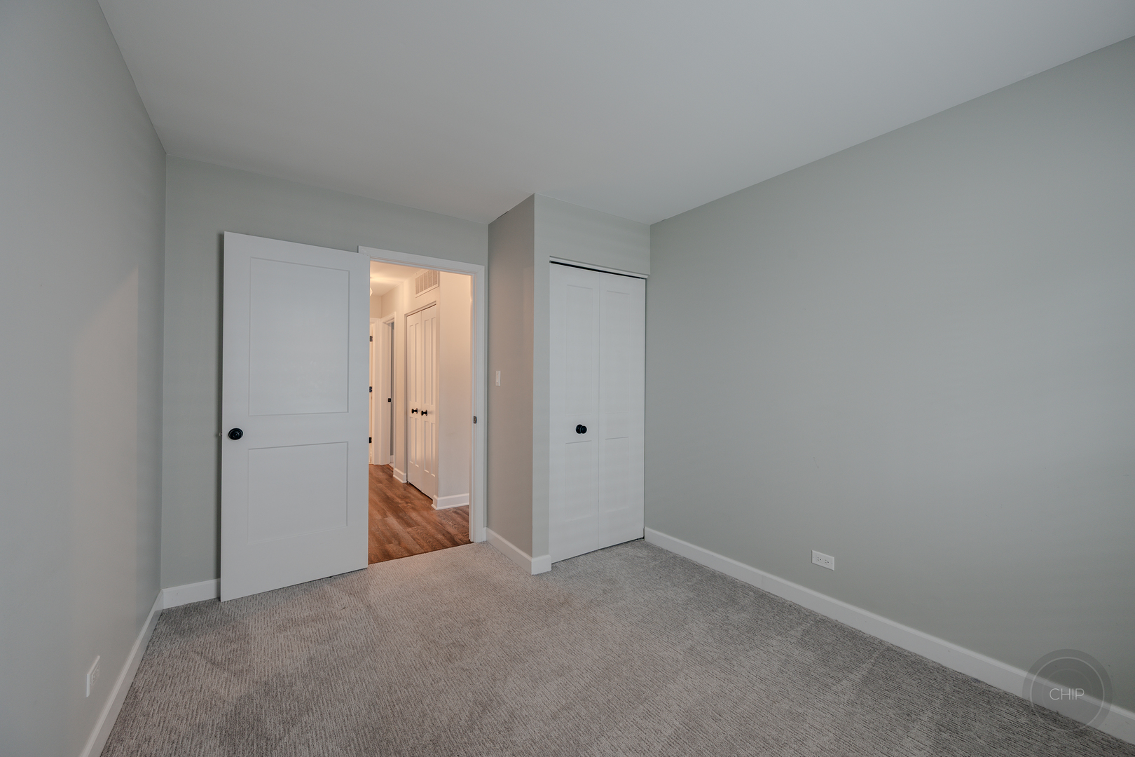 1736 Ranchview Drive, Naperville, IL 60565