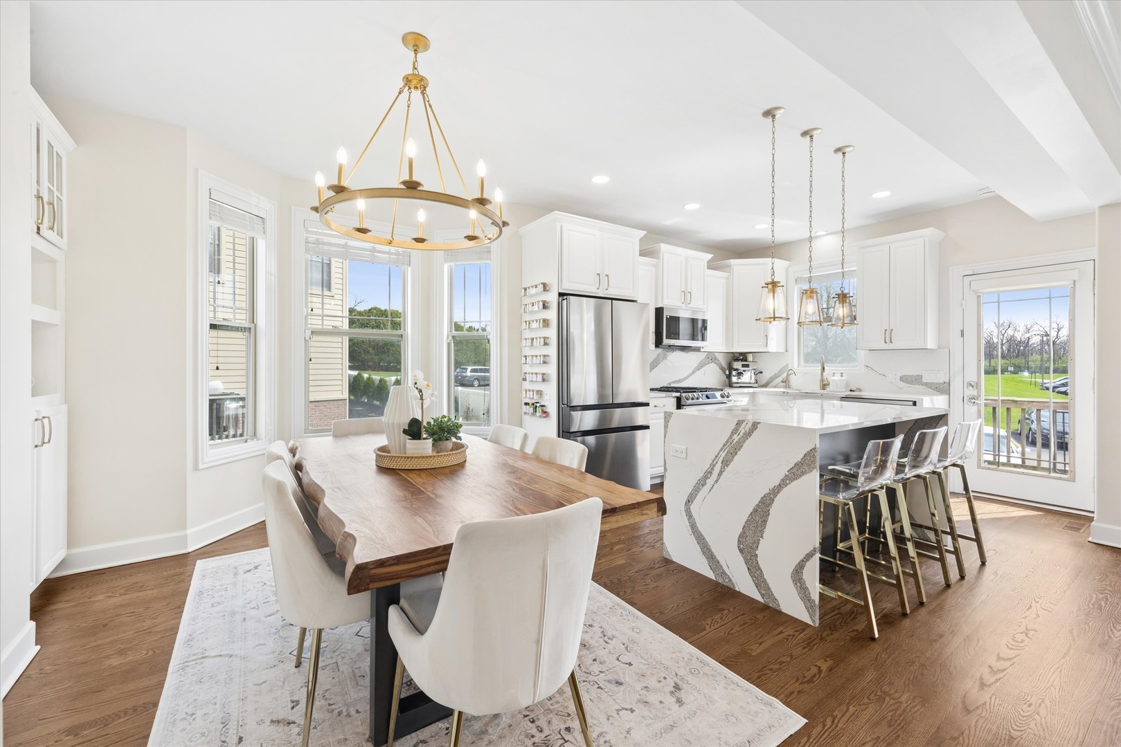 409 Provence Court, Lisle, IL 60532