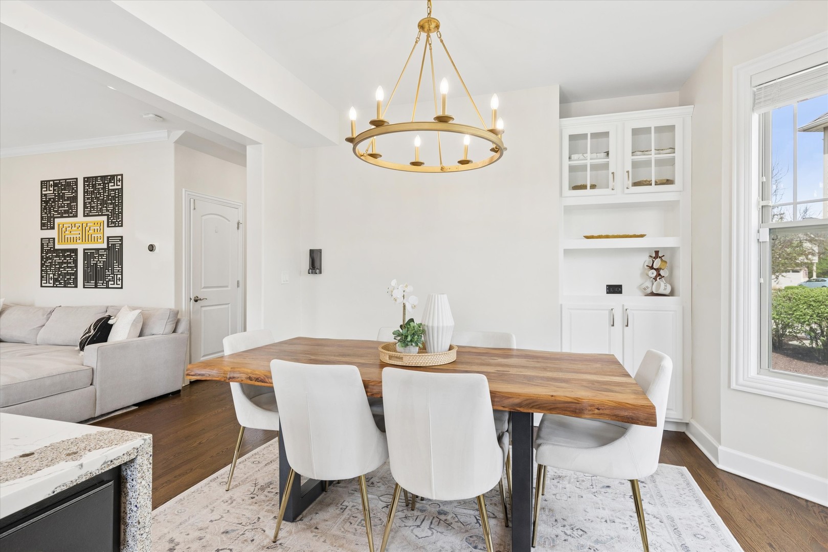 409 Provence Court, Lisle, IL 60532