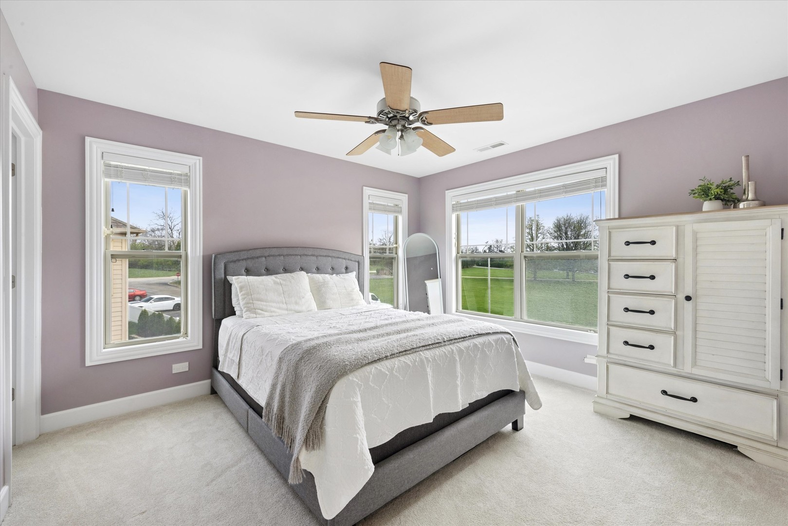 409 Provence Court, Lisle, IL 60532