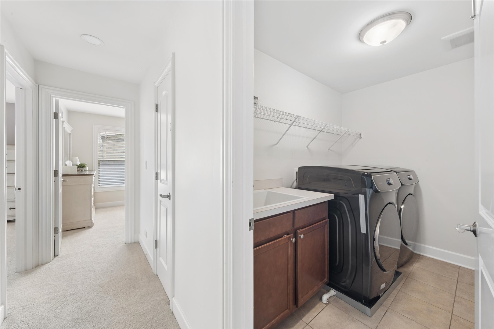 409 Provence Court, Lisle, IL 60532