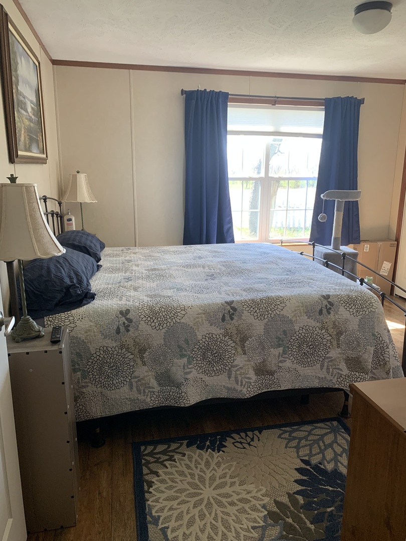 18 Troy Court, Bloomington, IL 61701