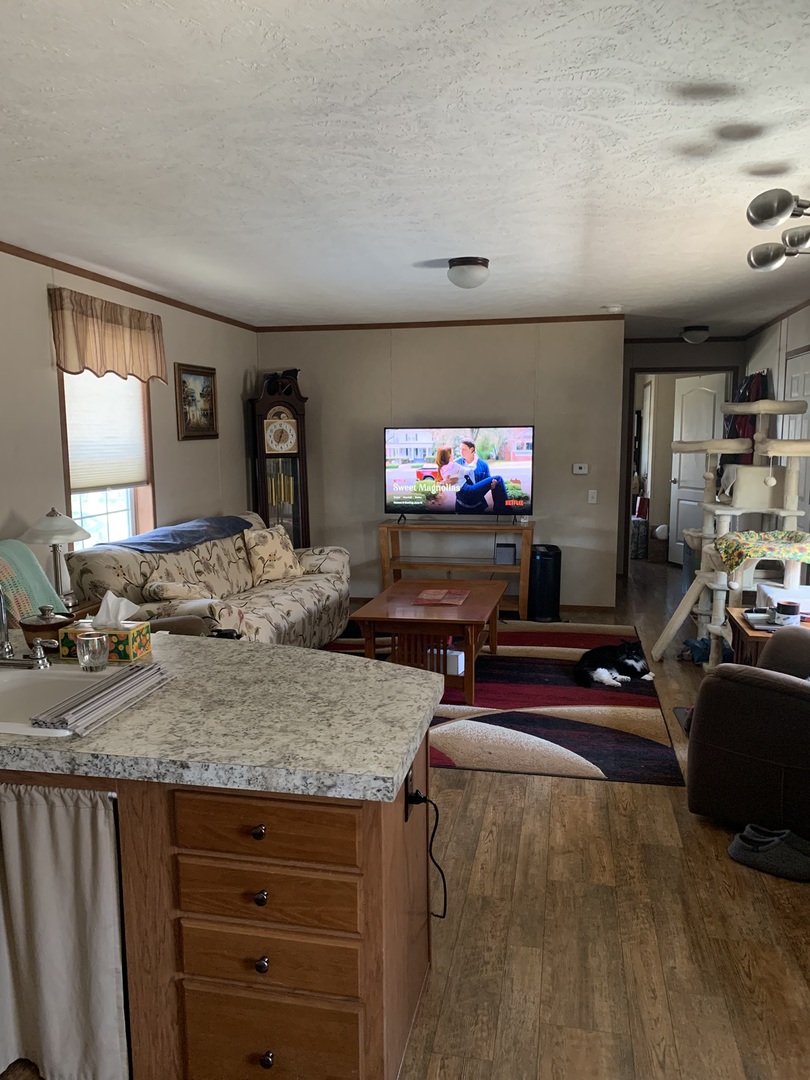 18 Troy Court, Bloomington, IL 61701