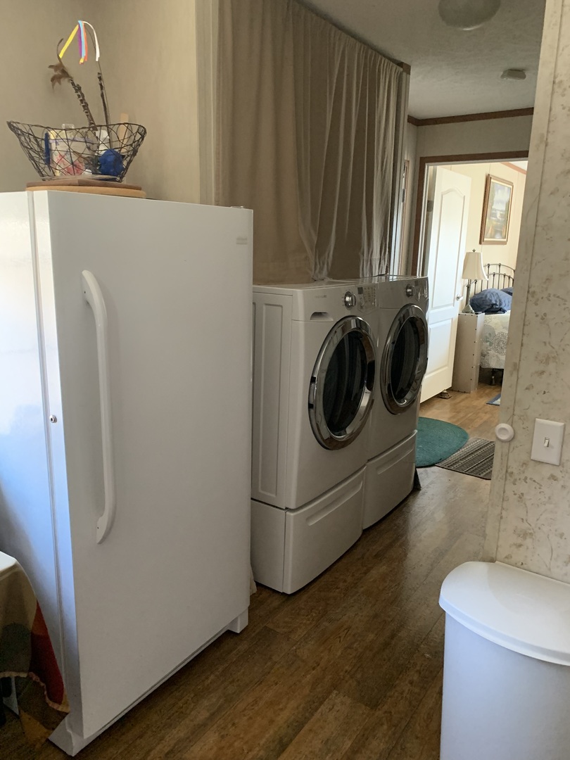 18 Troy Court, Bloomington, IL 61701